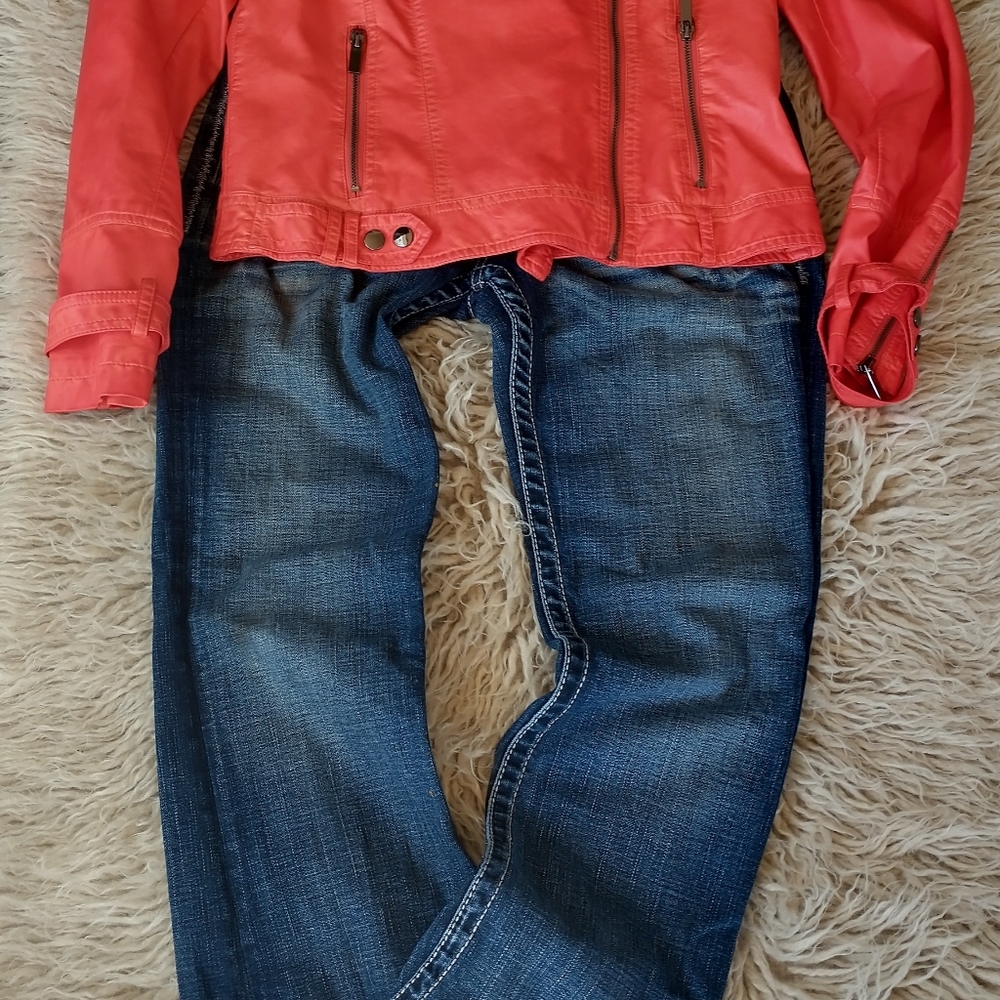 Jacket - Picture 6 of 7